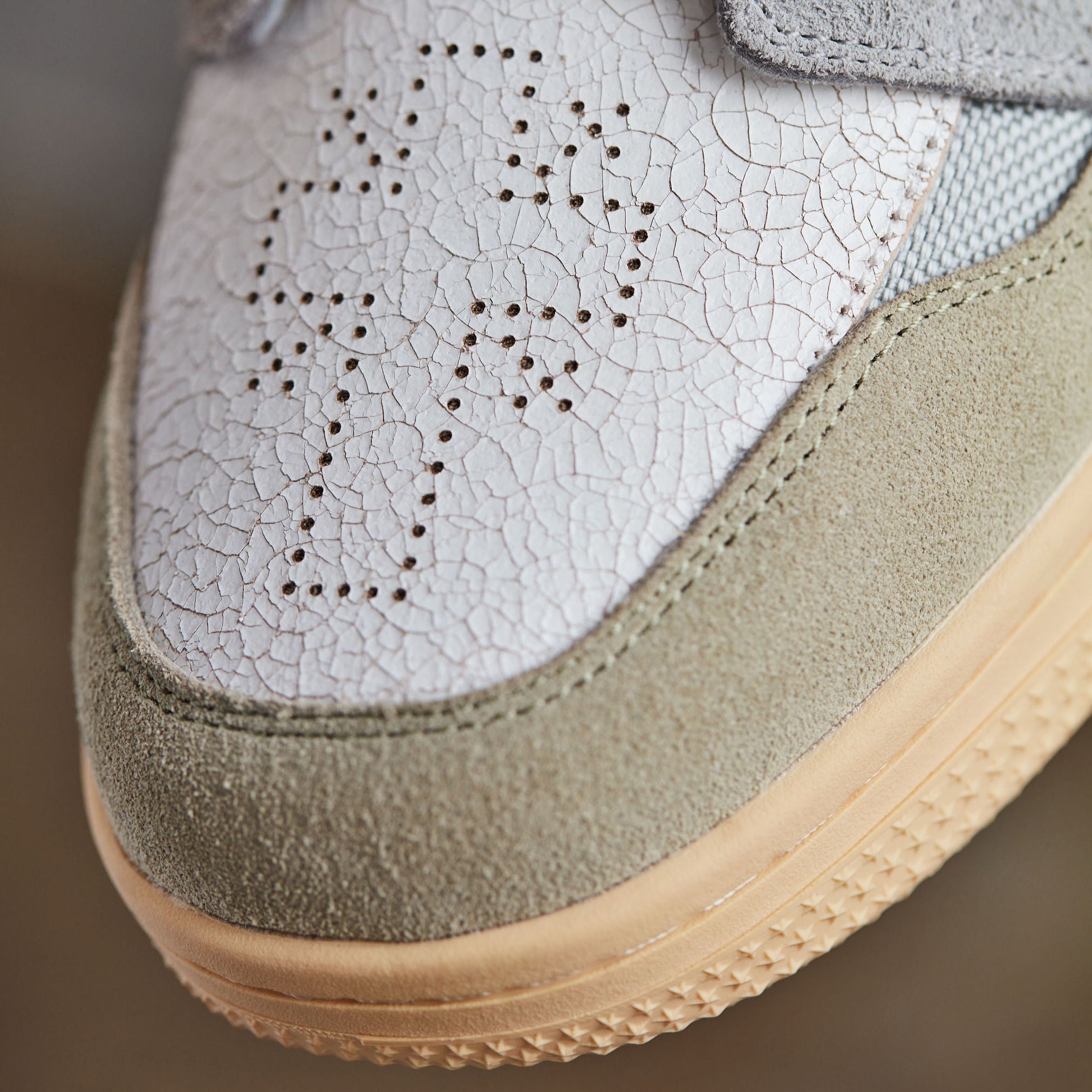 Messenger Lows "Slate"